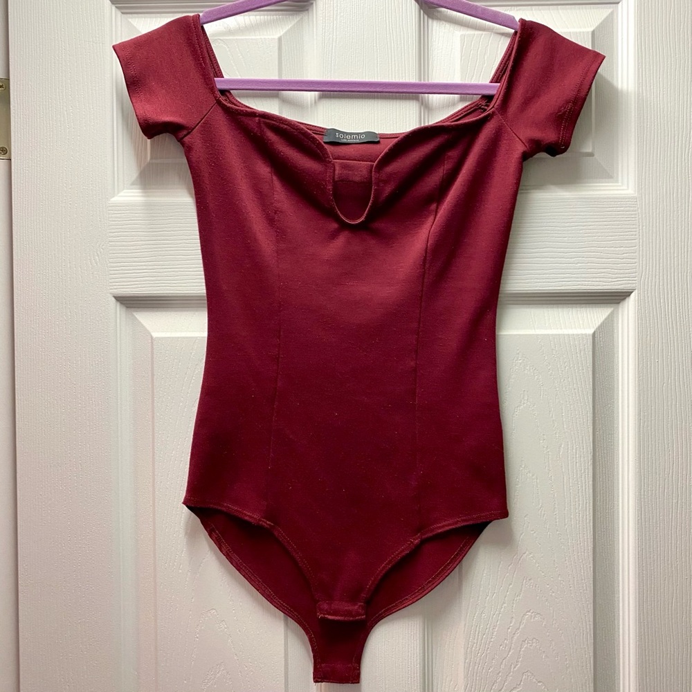 Sexy Garnet Maroon Bodysuit Short Sleeve Top with Keyhole